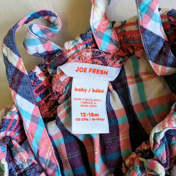 joe fresh soft viscose plaid jumpsuit with smocked top 18 months baby girl - Picture 4 of 6